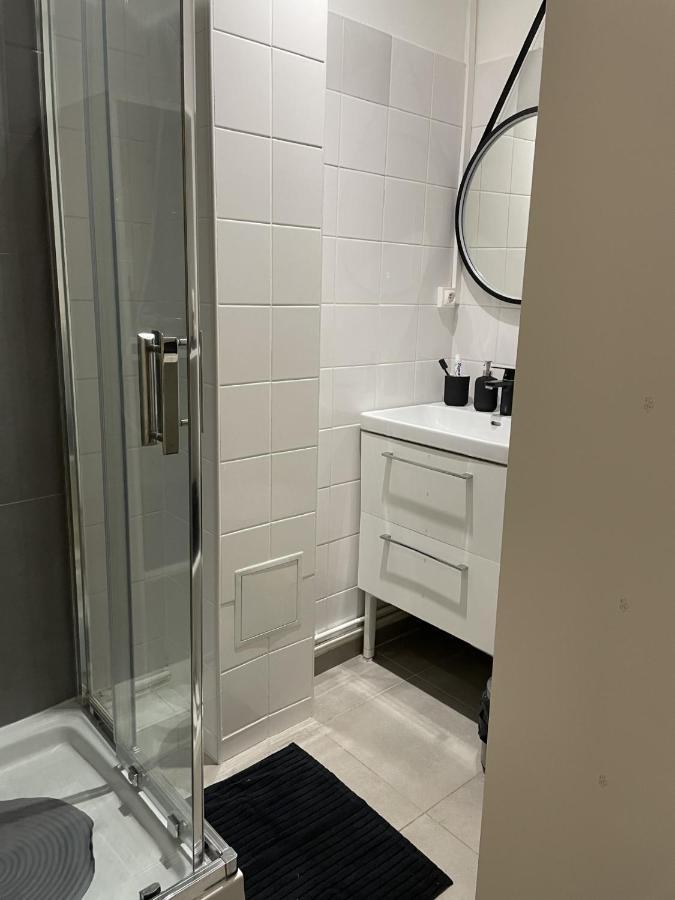 Joli 16 Victor Hugo * Paris